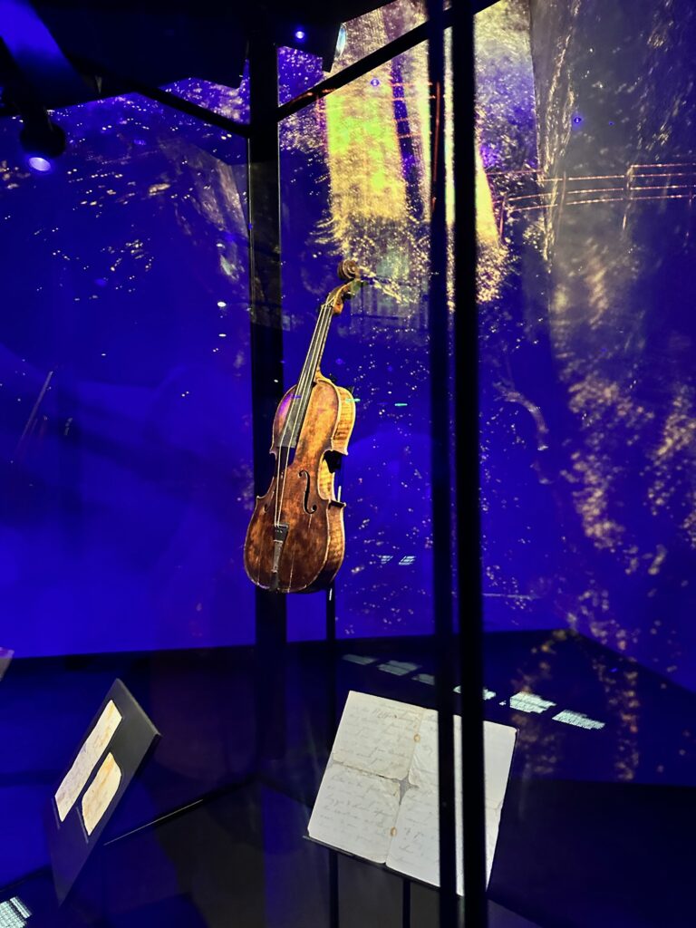 Violin at museum 